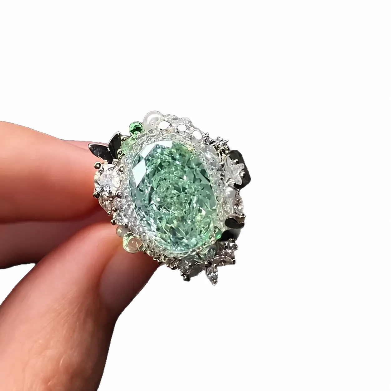 【Cold Brew Mint】Anillo inspirado en el diamante Paraíba verde, meticulosamente trabajado, lleno de pedrería, de lujo discreto, exquisito y con un aire sofisticado y exclusivo. - Image 5